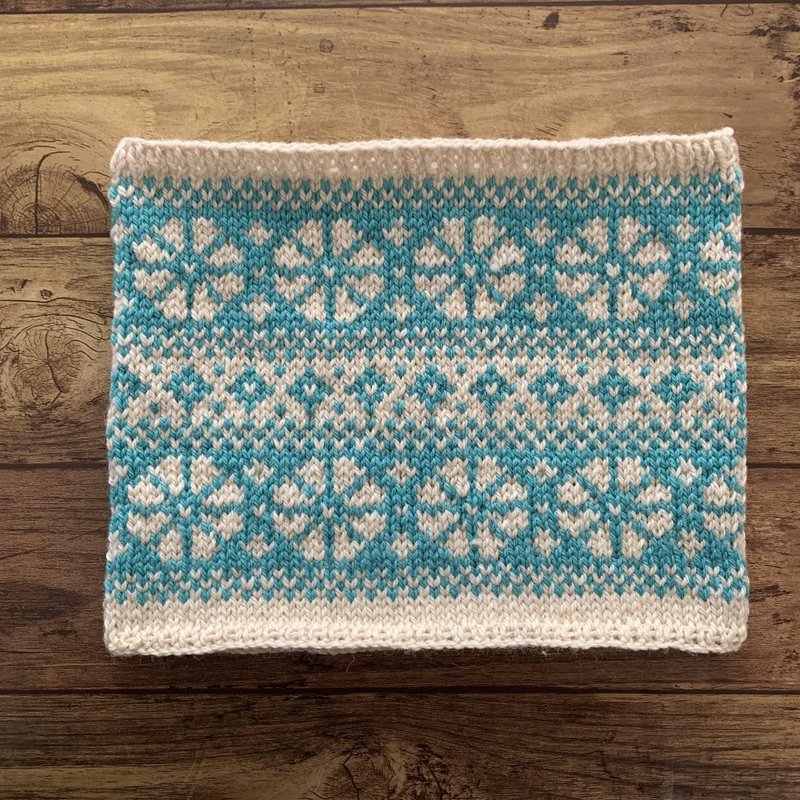 Fair Isle neck warmer, mint green - ผ้าพันคอถัก - ขนแกะ สีเขียว