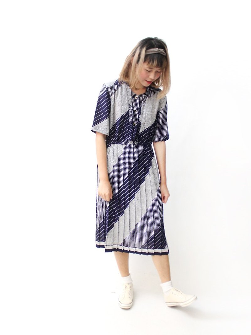 【RE0614D1273】 early summer Japanese system elegant retro geometric splicing blue-purple short-sleeved ancient dress - One Piece Dresses - Polyester Blue