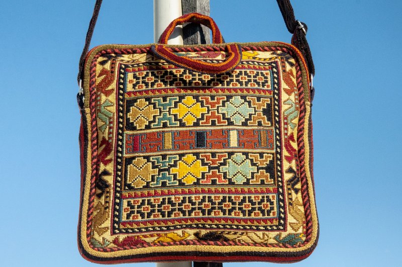 kilim Turkish Crossbody Bag Wool Woven Design Side Backpack Wool Carpet Handbag-Iranian Carpet - กระเป๋าแมสเซนเจอร์ - ขนแกะ หลากหลายสี