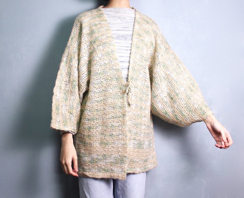 FOAK crocheted kimono with soft skin and green mixed color wool - อื่นๆ - ขนแกะ 