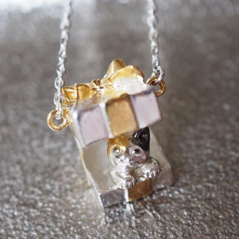 プレゼントボックスから三毛仔猫ペンダント - 項鍊 - 純銀 銀色