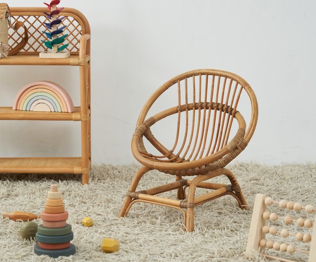 Wicker children's online chair