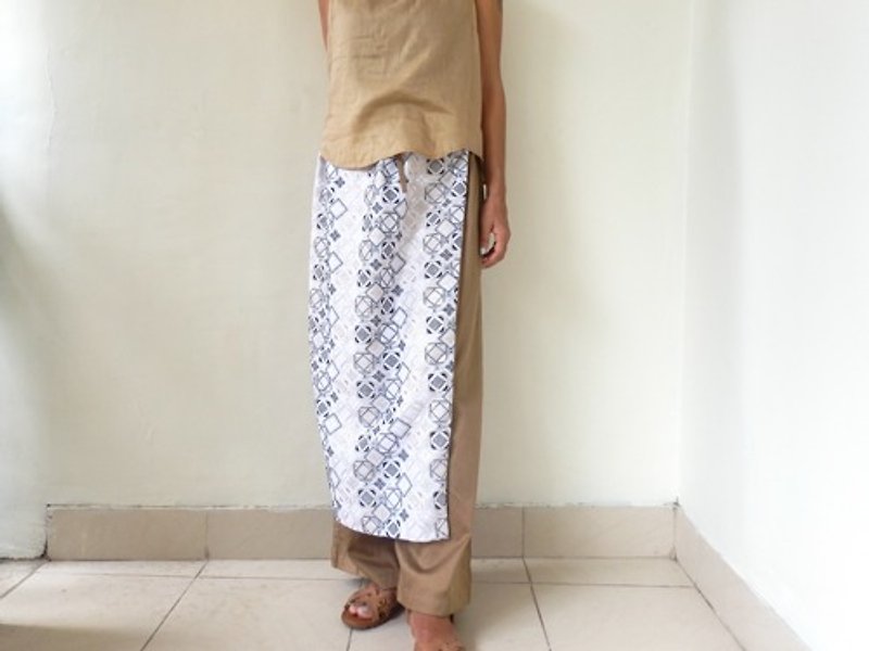 Total embroidery | Pants with wrap skirt like wrapping a salon - Women's Pants - Cotton & Hemp Khaki