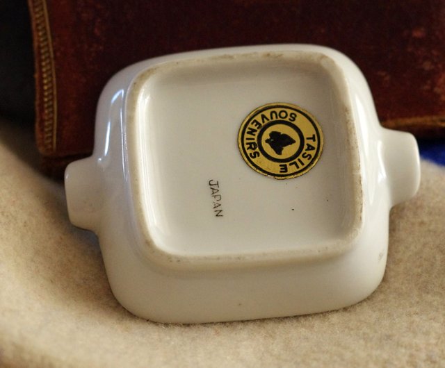 アンティーク陶器灰皿 TASMANIA W807M 日本製 オーストラリア