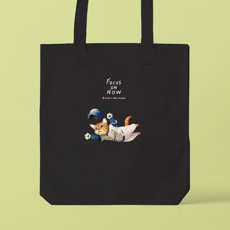 FOCUS ON NOW /A3サイズ対応のトートバッグ - 手提包/手提袋 - 棉．麻 白色