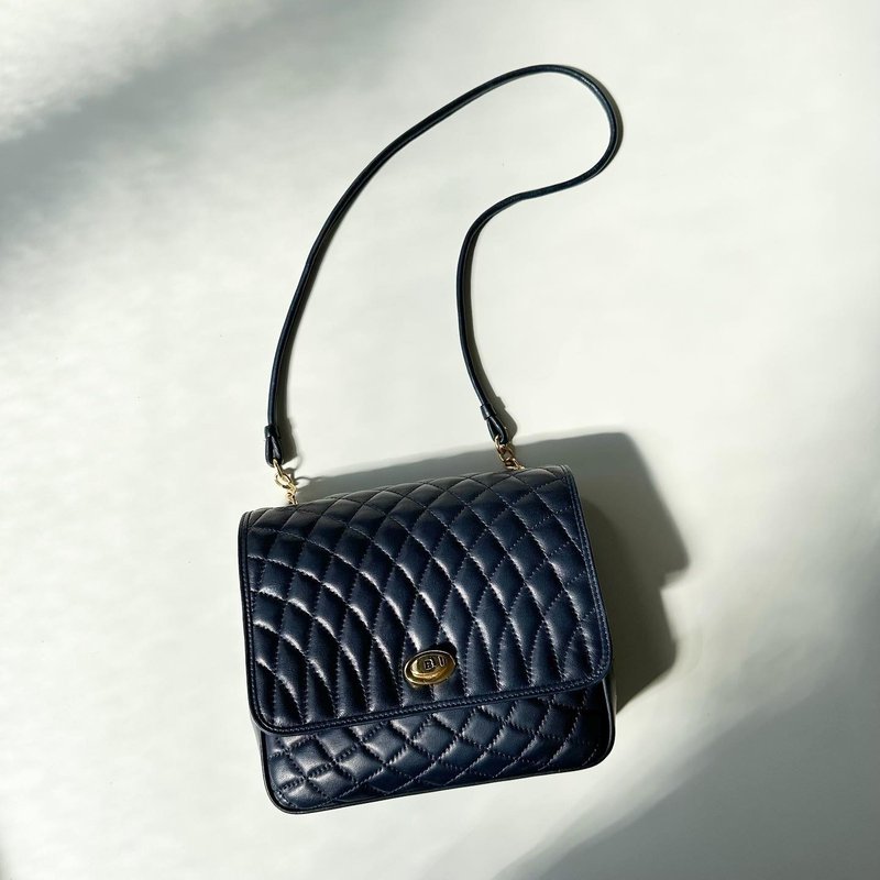 Old bones BALLY classic dark blue sheepskin quilted shoulder bag Y71 vintage - กระเป๋าแมสเซนเจอร์ - หนังแท้ 
