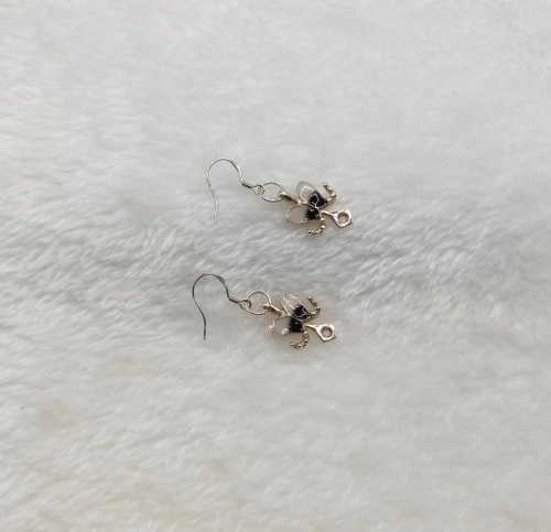 YFN 牡丹の花 イヤリング スターリングシルバー ピンク エナメル フラワー ダングル ドロップ イヤリング ジュエリー ギフト レディース 　並行輸入