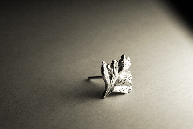 小芋葉造型純銀耳環(單支/一對) - 耳環/耳夾 - 其他金屬 銀色