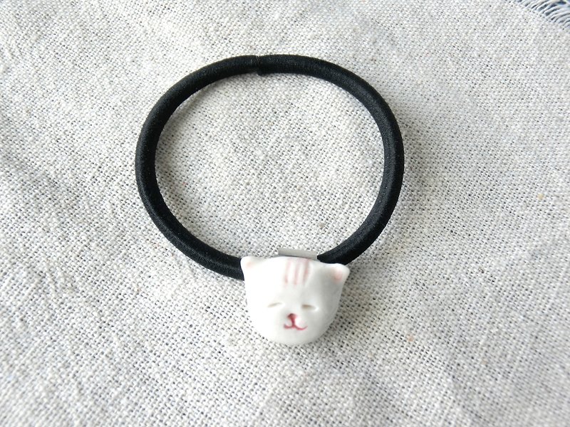 石/ピンクの子猫動物シリーズ白いセラミックヘアリングの下で - ヘアアクセサリー - 磁器 多色