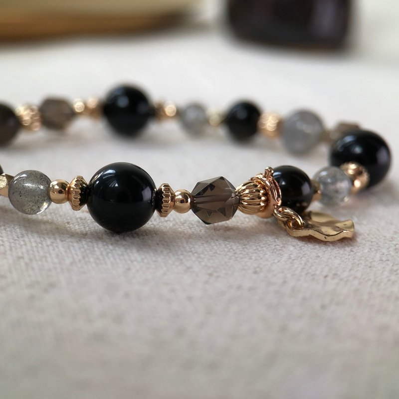 Black Cat Patronus | Onyx Obsidian Bracelet Elastic Chain Labradorite Citrine - สร้อยข้อมือ - เครื่องเพชรพลอย สีดำ