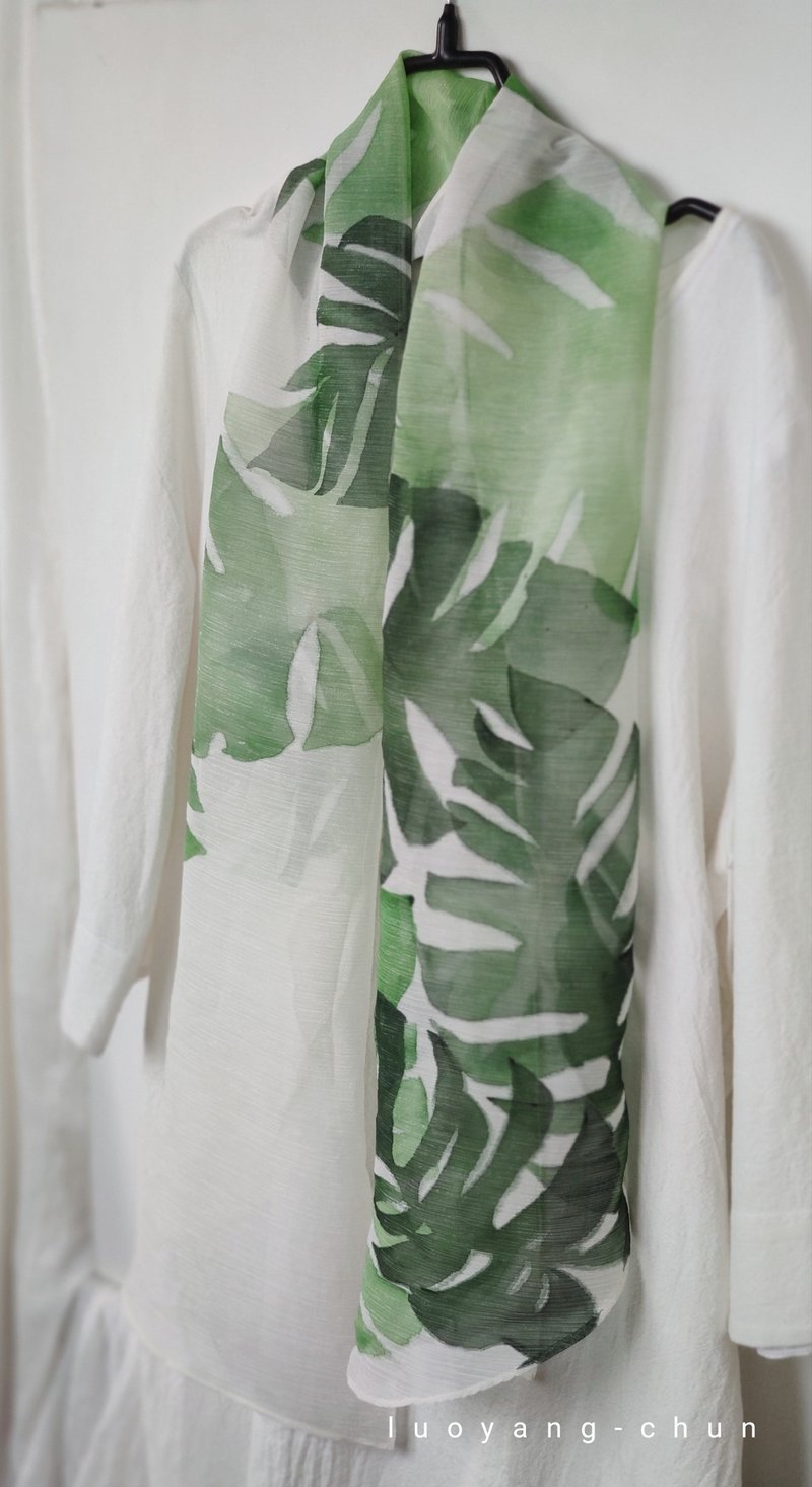 Oriental charm hand-painted scarf-(Monstera deliciosa) - Scarves - Other Materials Multicolor