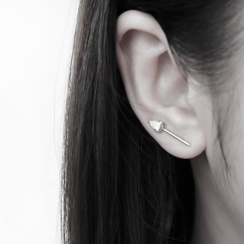 925純銀 曙光 水滴 鋯石 耳針耳環 - 耳環/耳夾 - 純銀 銀色