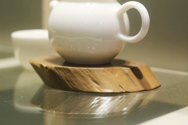 [There is a good tea] old tree roots, wooden pot holder / coaster - Coasters - Wood Khaki