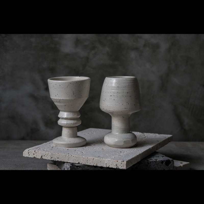 。斑點白陶高腳清酒杯/花皿/置物擺設 - 擺飾/家飾品 - 陶 