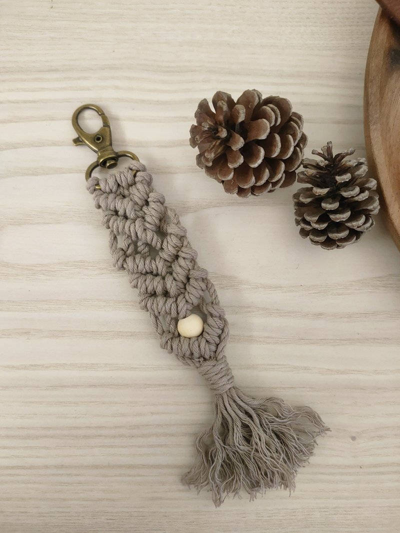 【French Afternoon Milk Tea】Macrame Keychain Charm Christmas Gift/Exchange Gift - Keychains - Cotton & Hemp 