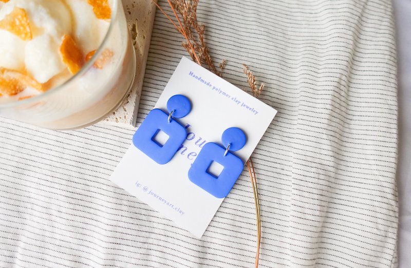 毎日-怠惰なアフタヌーンスクエアインディゴ手作りソフト陶器イヤリング/シンプルなイヤリング - ピアス・イヤリング - 陶器 ブルー