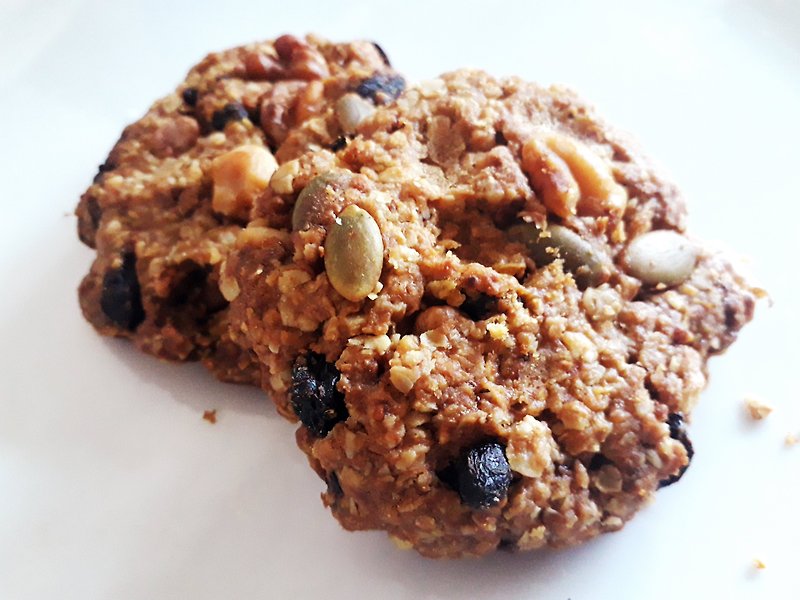 Oatmeal Nut Cake - Handmade Cookies - Other Materials Brown