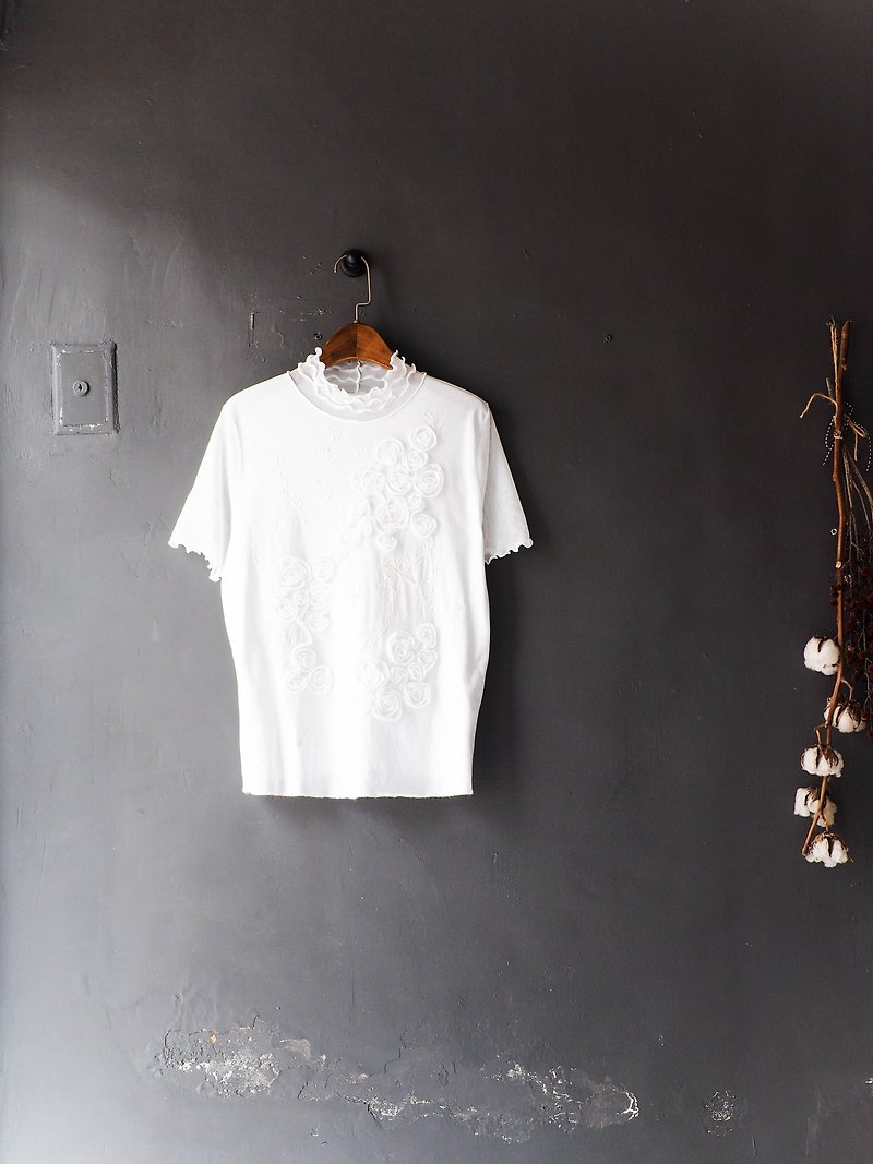 河水山 - 北海道純純雪白立體雕花手札 古董棉質襯衫上衣 - T 恤 - 棉．麻 白色