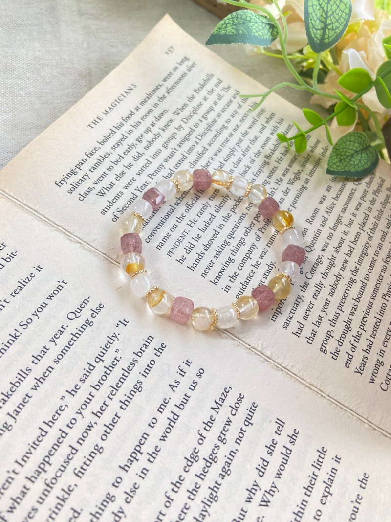 貴人招財。/草莓晶/黃膠花/白幽靈 - 手鍊/手環 - 半寶石 多色