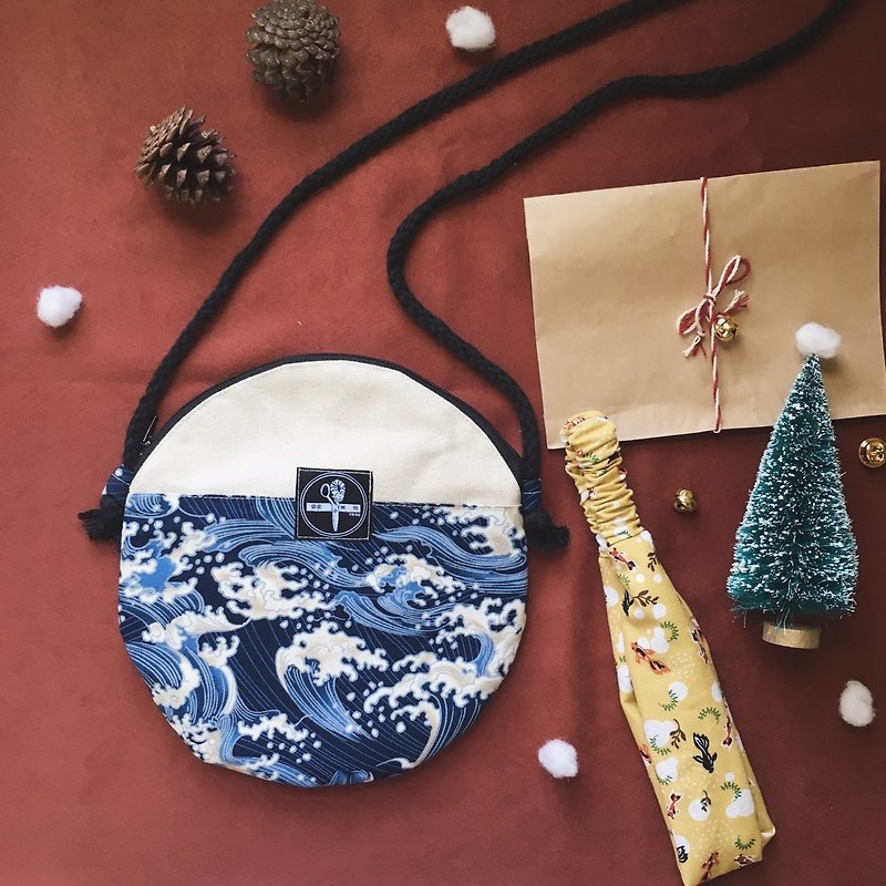 I secretly call / Christmas gift bag gift exchange: a pie bag + hair band - กระเป๋าแมสเซนเจอร์ - ผ้าฝ้าย/ผ้าลินิน สีแดง