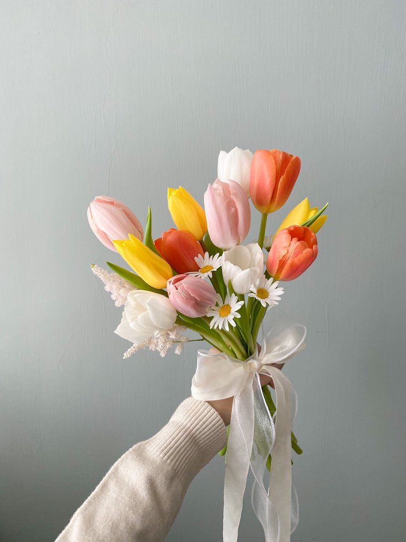 Flowers/Tulip Bouquet/Korean Tulip Bouquet - ช่อดอกไม้แห้ง - พืช/ดอกไม้ 