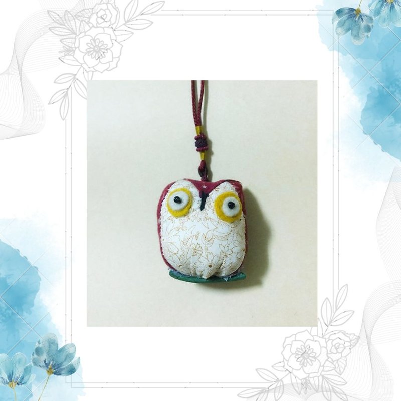 Handmade Smiling Owl Series Woven Pendant | Elegant Blessed Brown Burgundy Style (Middle) - เย็บปัก/ถักทอ/ใยขนแกะ - งานปัก สีทอง