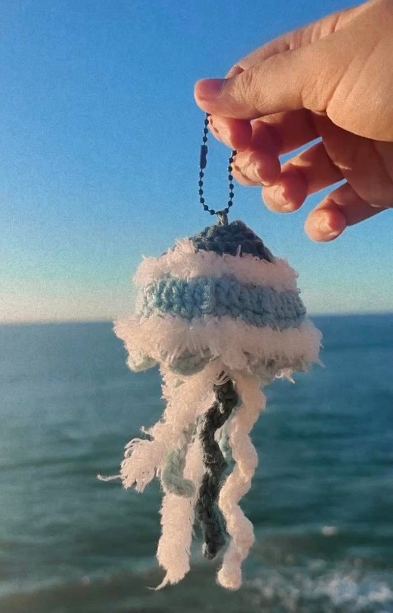 DIY編織水母吊飾 - 編織/羊毛氈/縫紉 - 其他人造纖維 