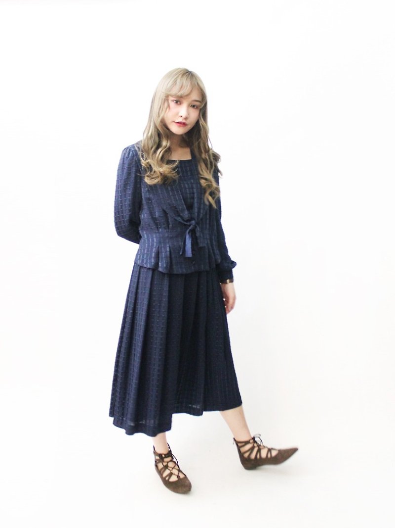 Early autumn Japanese made retro fake two dark blue long-sleeved vintage dress - ชุดเดรส - เส้นใยสังเคราะห์ สีน้ำเงิน