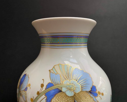 ビンテージ　ドイツ　花器　磁器　置物　インテリア　工芸品　美術品　A3463 ドイツのカイザー磁器デジレシリーズの花瓶、1970年代