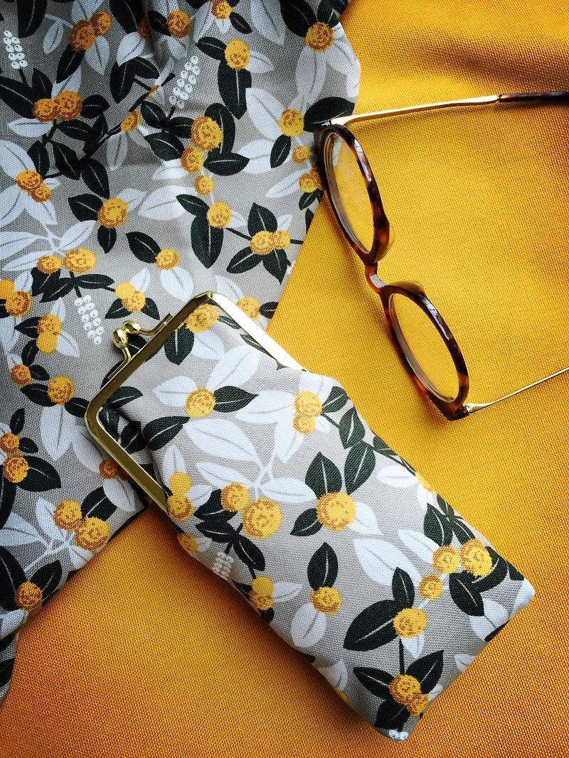 Mountain blowing glasses gold bag / pencil case - Pencil Cases - Cotton & Hemp Orange