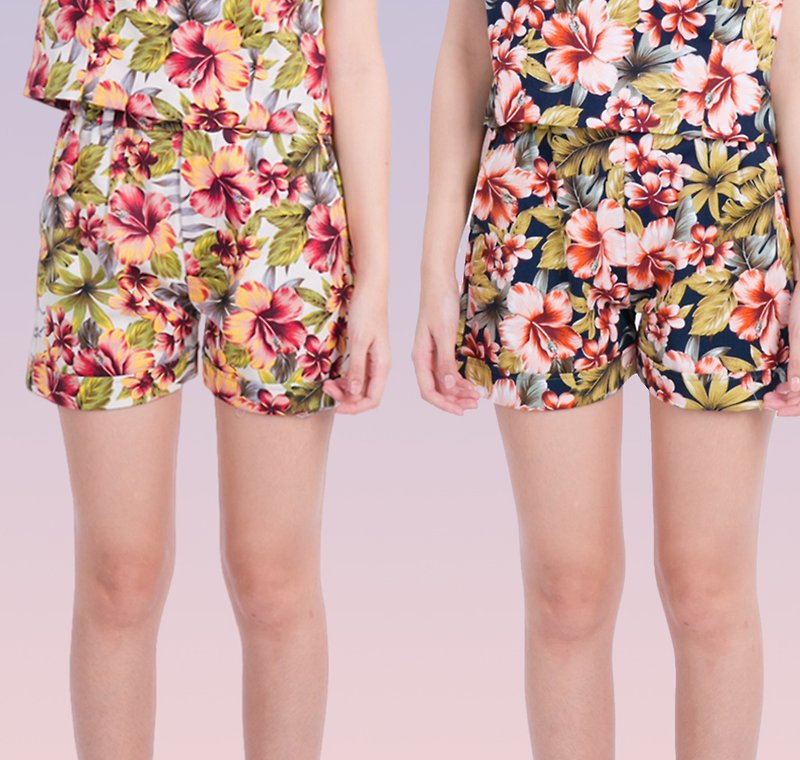 【Off-season sale】【換季特賣】Floral Short Pants - Women's Shorts - Cotton & Hemp Multicolor