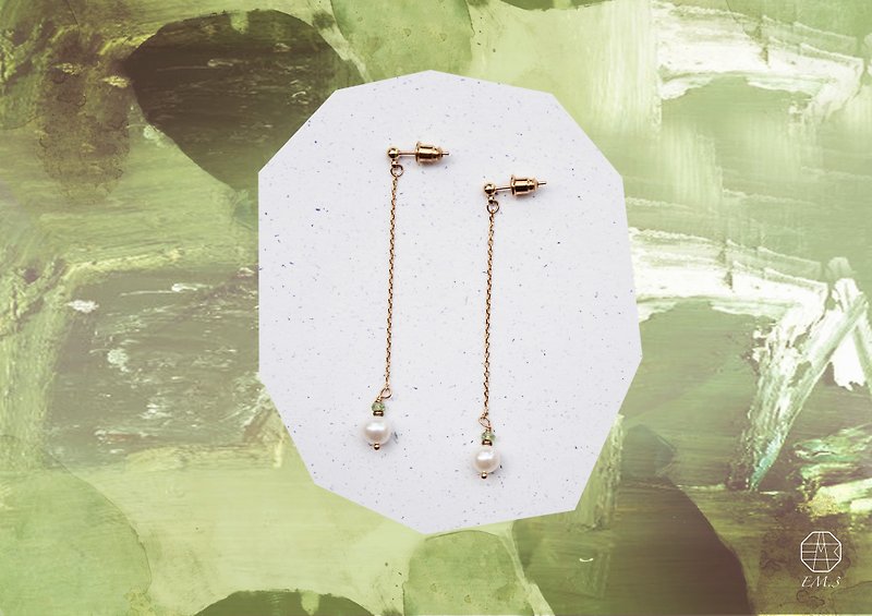 August birthstone -Peridot Miss Olive Stone earrings elegant series hanging / clip-on - ต่างหู - เครื่องเพชรพลอย สีเขียว