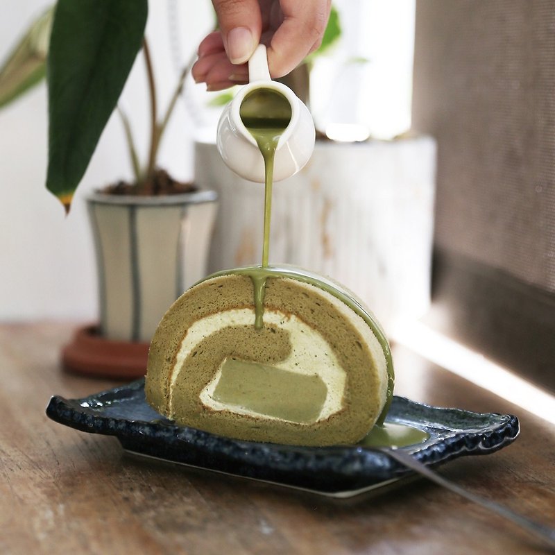 Biluochun Tea Milk Roll - Cake & Desserts - Other Materials Green
