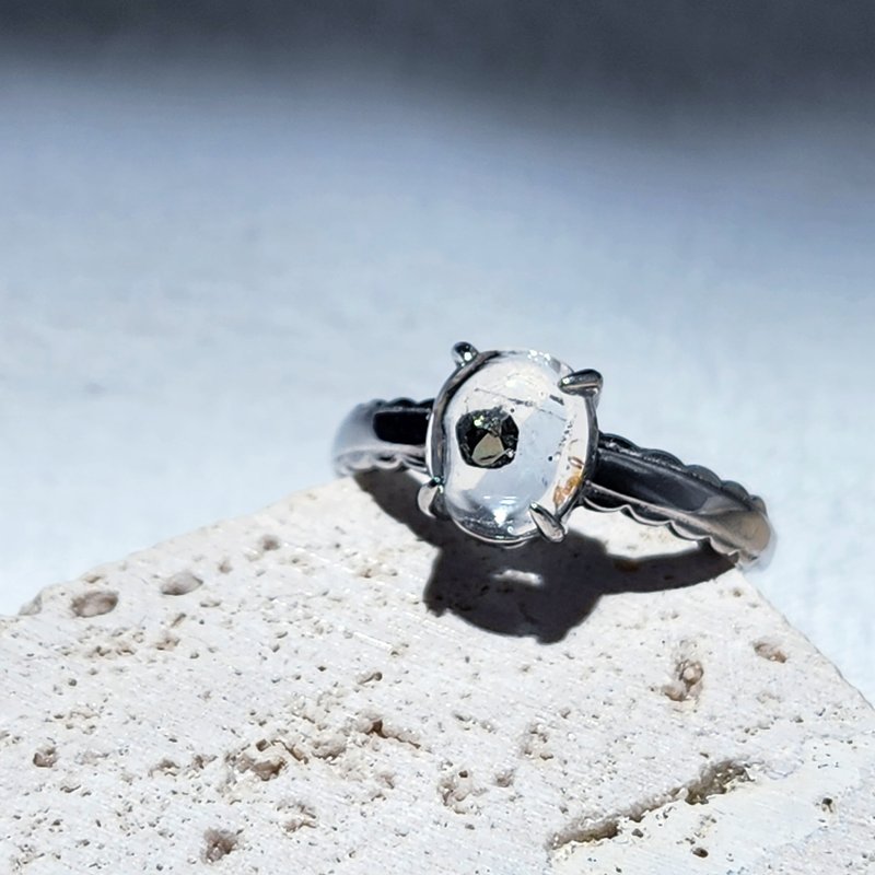 925 silver and white crystal symbiotic Bronze ring rare niche symbiotic natural mine - แหวนทั่วไป - คริสตัล หลากหลายสี