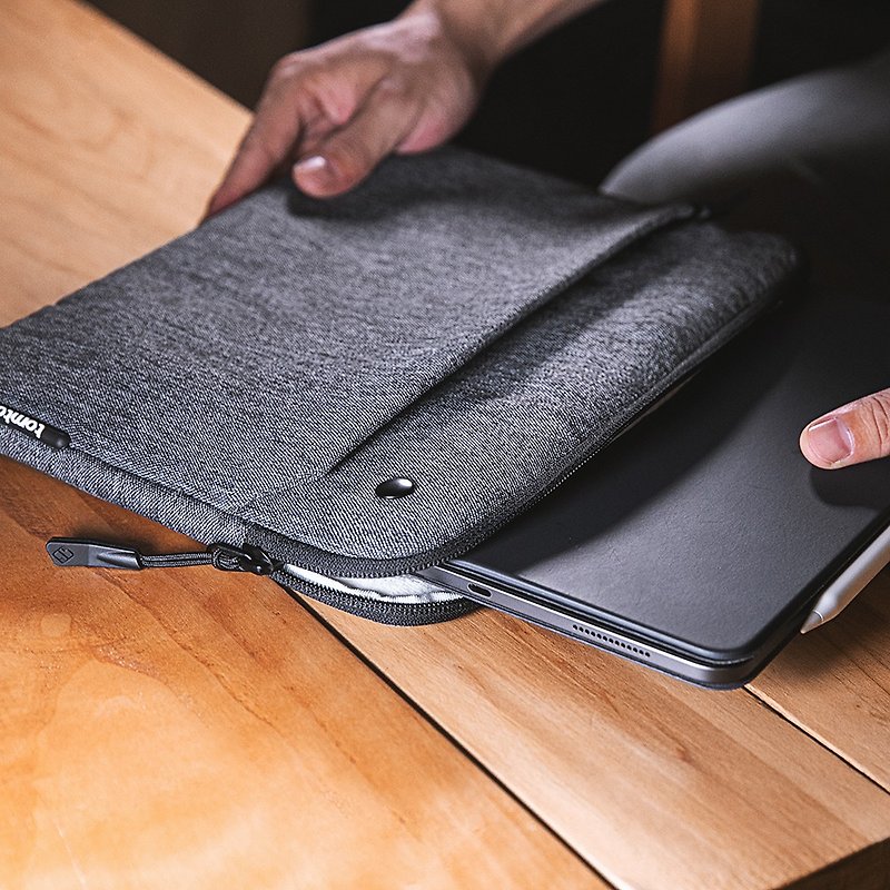 Tomtoc Lightweight Protective iPad Storage Bag Gray - Tablet & Laptop Cases - Polyester Gray