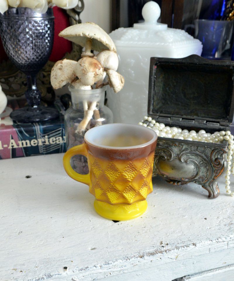 FIRE KING 青綠 x 芥末黃色 菱格咖啡杯 60年代古董 玻璃製品 MUG - 咖啡杯/馬克杯 - 玻璃 黃色