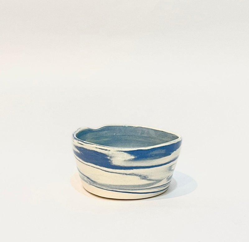 [Wuxi Studio] Twisted tire blue short cup - เซรามิก - ดินเผา สีน้ำเงิน