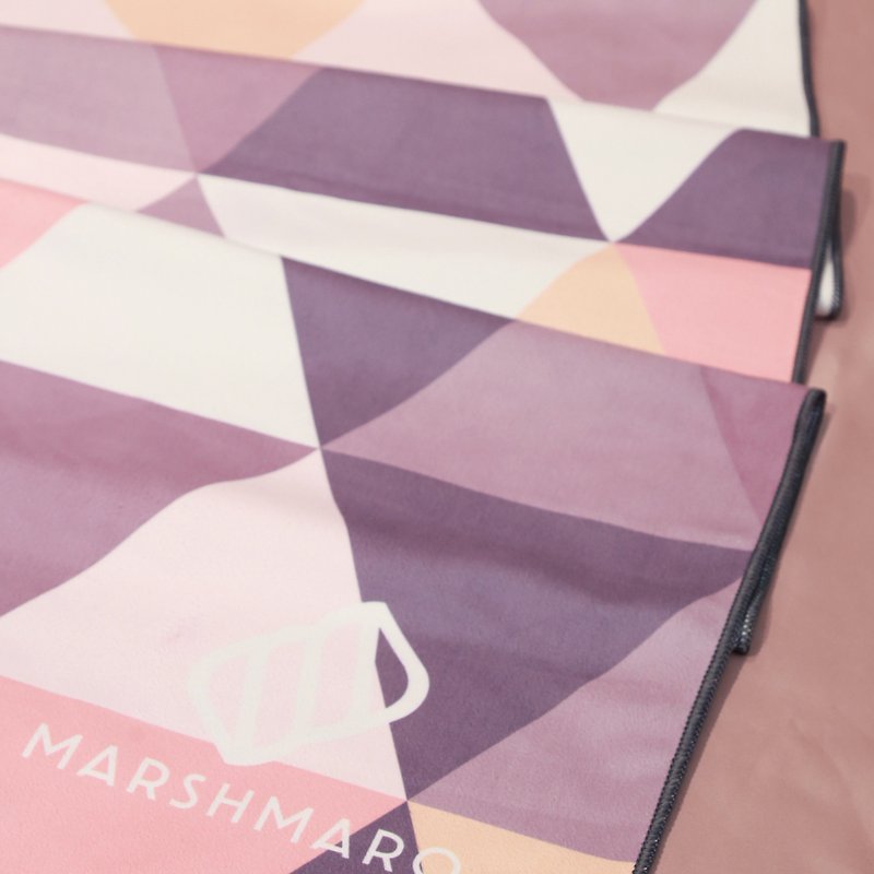 MARSHMARO 瑜伽鋪巾 - SWEET PEACH TRIANGLES - 瑜珈墊 - 聚酯纖維 多色