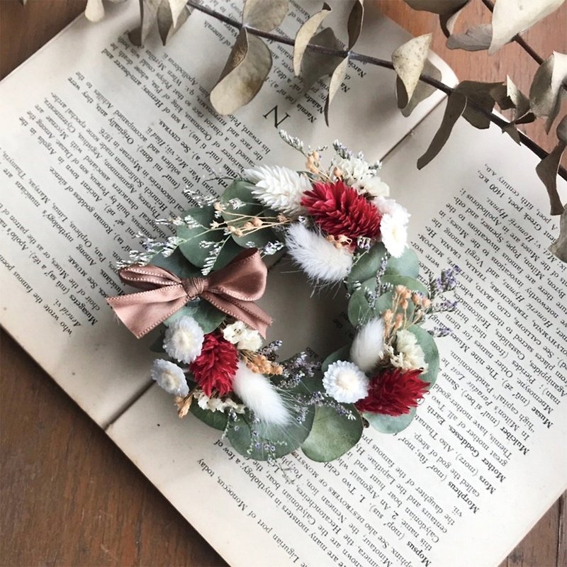 - Mini wreath - Christmas wreath dry wreath customized small hanging ornaments - ช่อดอกไม้แห้ง - พืช/ดอกไม้ สีแดง