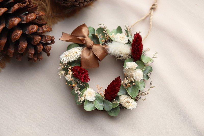 - Mini wreath - Christmas wreath dry wreath customized gift small ornaments Christmas gift box - Dried Flowers & Bouquets - Plants & Flowers Red
