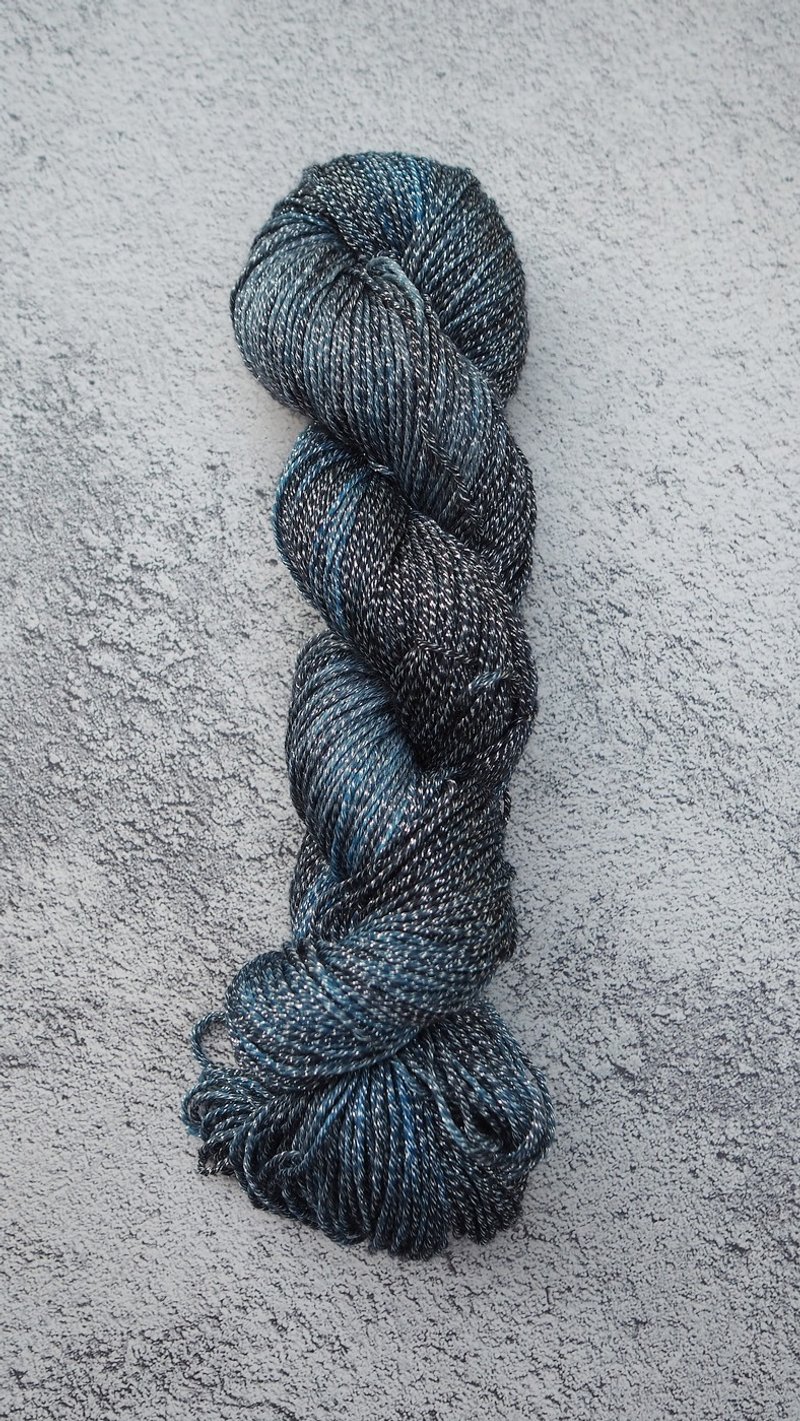 Hand dyed thread. Midnight Starry Sky (Star Sand/Lurex/Swm) - เย็บปัก/ถักทอ/ใยขนแกะ - ขนแกะ หลากหลายสี