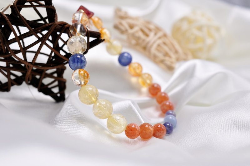 Collection Original | Xinyao | Golden Sun/Kyanite/ Stone/Citrine/Tourmaline/Yellow glue flower, etc. - สร้อยข้อมือ - คริสตัล สีทอง