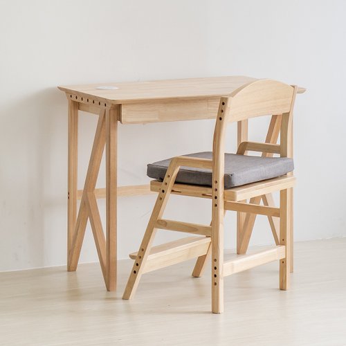 Good student desk and chair set/just good desk (small) + good study  chair/suitable for both adults and children - Shop hawoodtw Dining Tables &  Desks - Pinkoi