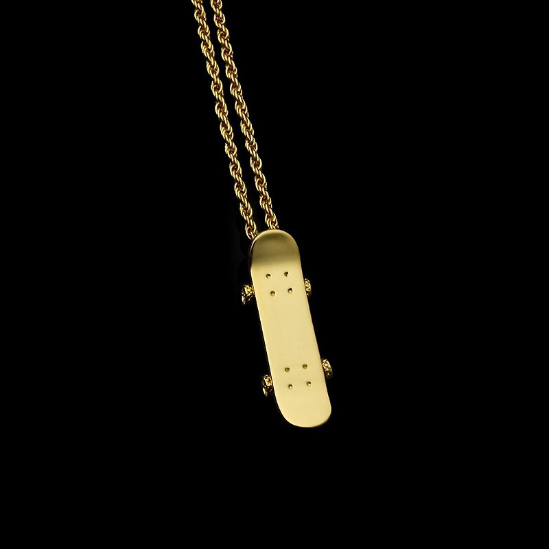 SOLO X CPTN HOOK. SKATEBOARD NECKLACE - Necklaces - Other Metals Gold