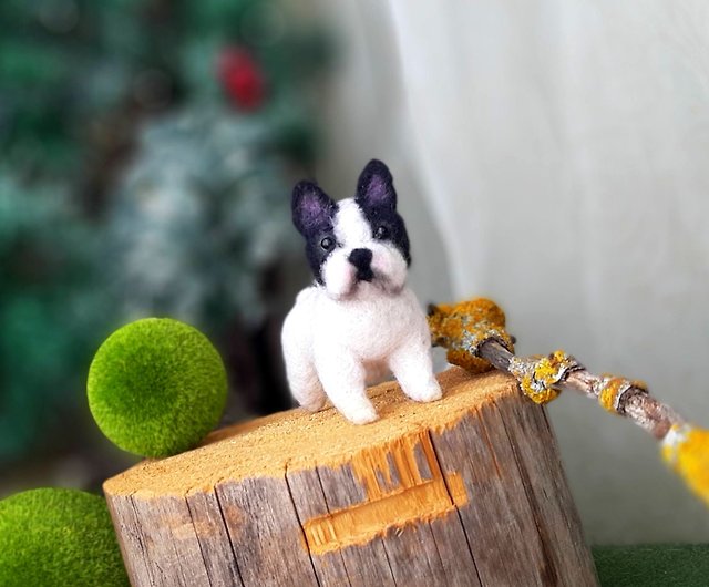 French Bulldog Mini Needle Felting Kit - The Ambitious Acorn