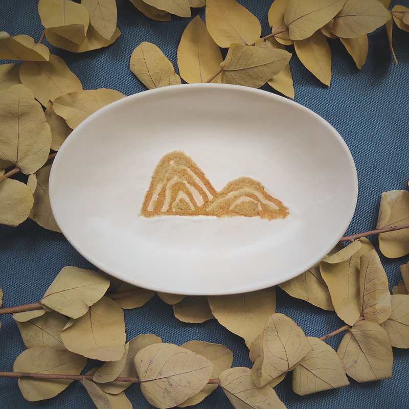 The heart of the mountain - painted oval small plate - Plates & Trays - Pottery Brown