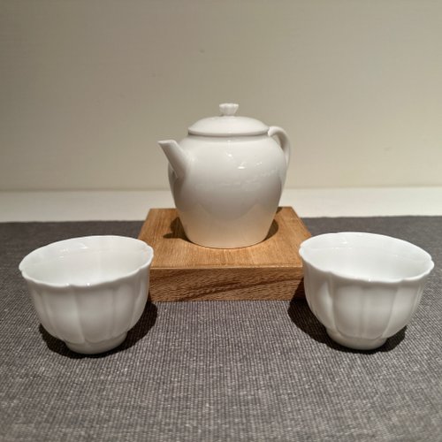 瓷】梅花潤瓷壺(一壺二杯)精緻泡茶壺- 設計館良時美器GoodTimeCeramics 