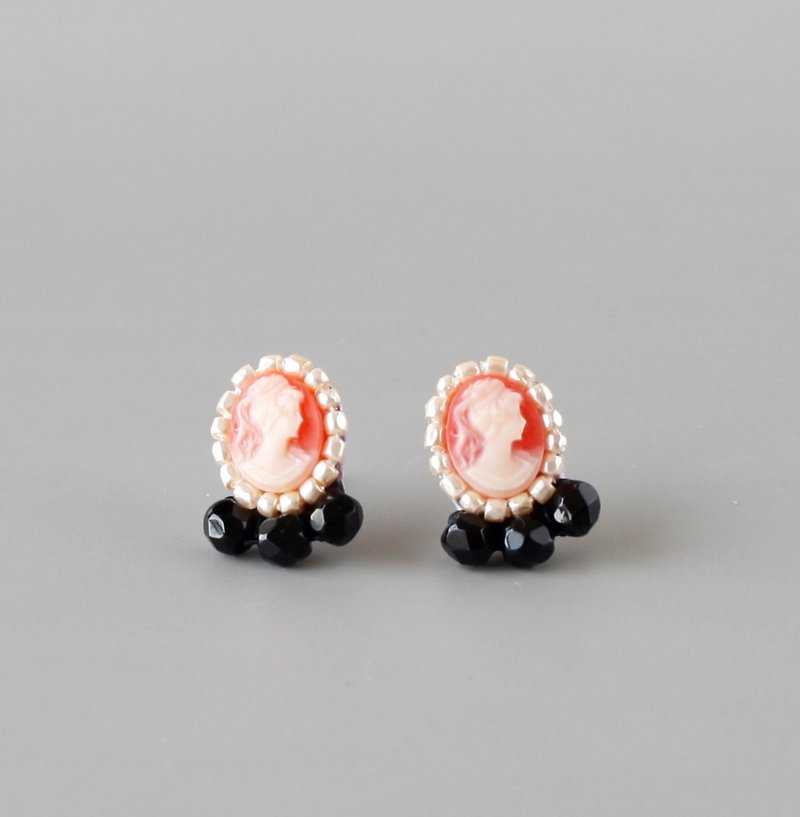 coral*【cameo】 - Earrings & Clip-ons - Other Materials White