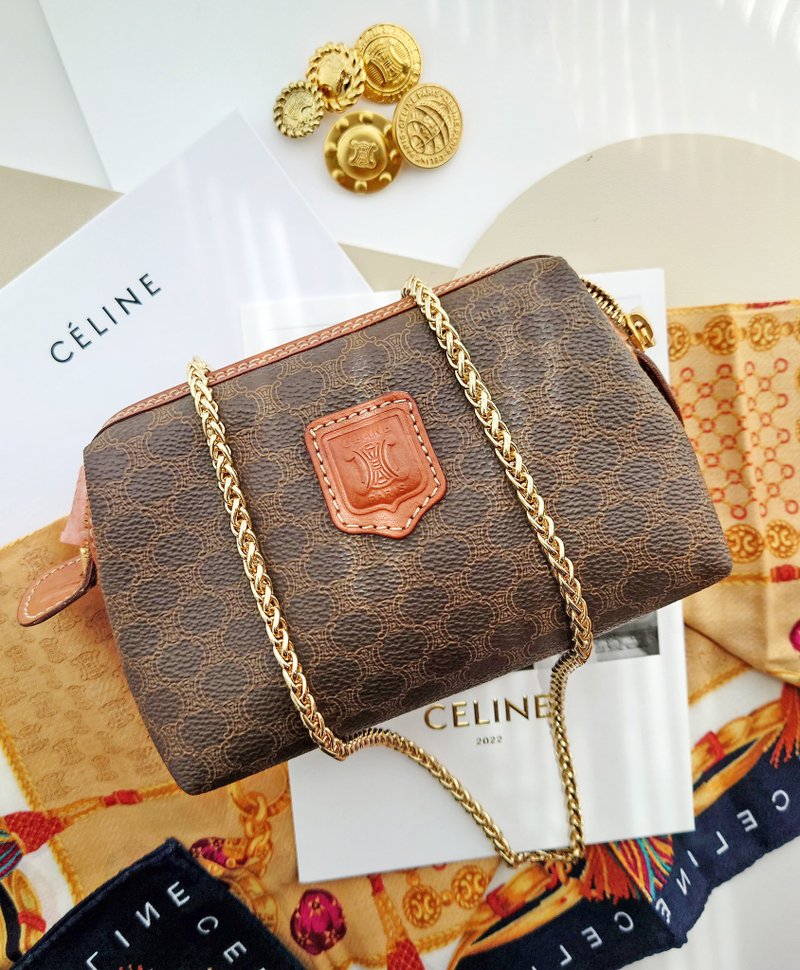 中古包 CELINE 棕花化妝包鏈條包雲朵包斜揹包斜挎包手拿包單肩包 - 側背包/斜背包 - 防水材質 咖啡色