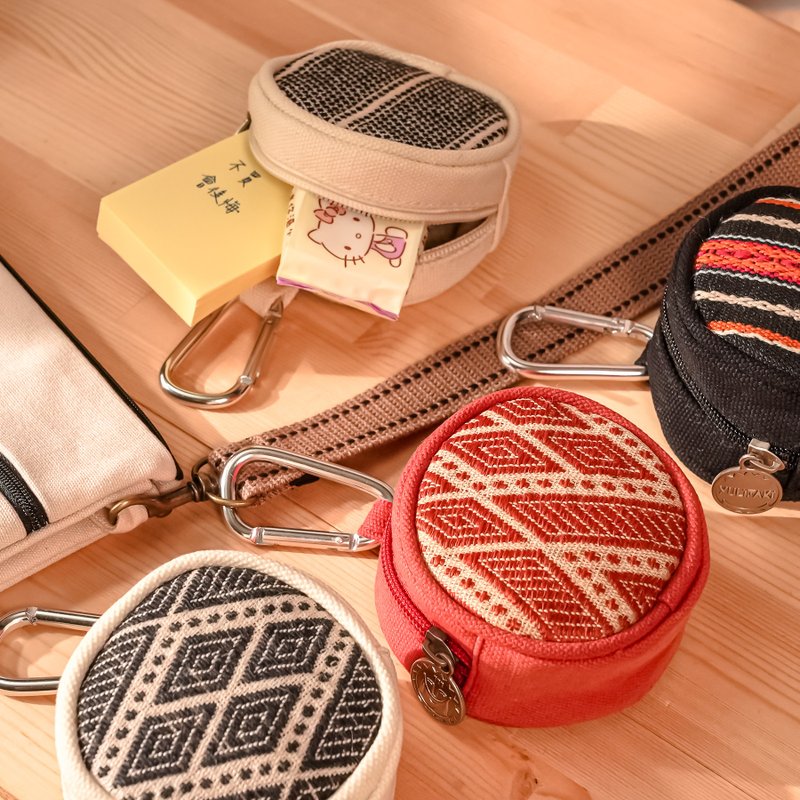 [Original Fengyi Station] Totem flower accompanying small bag | Impression of aboriginal clothing in Taiwan - Coin Purses - Other Man-Made Fibers 